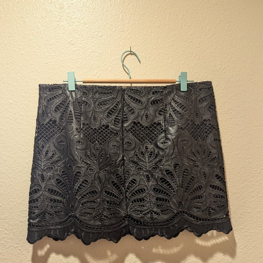 H&M Black Eyelet Embroidery Mini Skirt. Size 14 - Picture 11 of 12